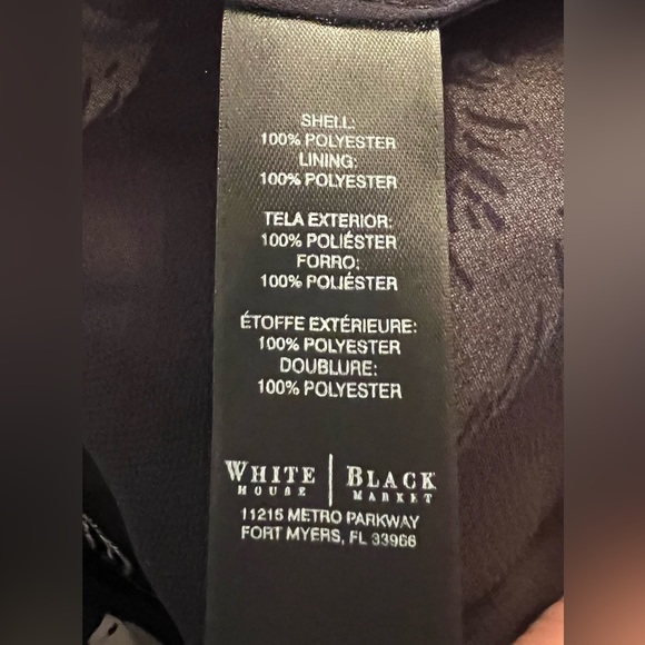 0782 White House Black Market Sleevless Feather Shell Top Size Medium - Picture 10 of 12